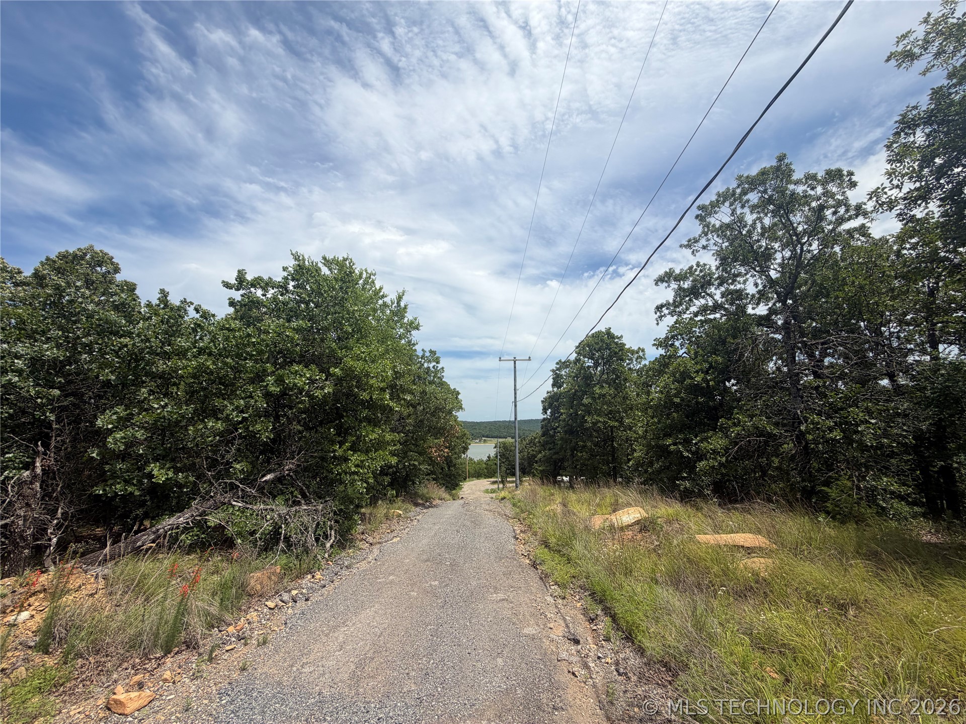 Cove Road Road Property Photo 2