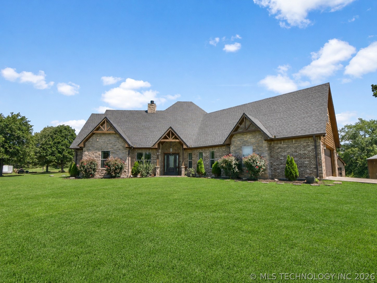 105 Rock House Road Property Photo 1
