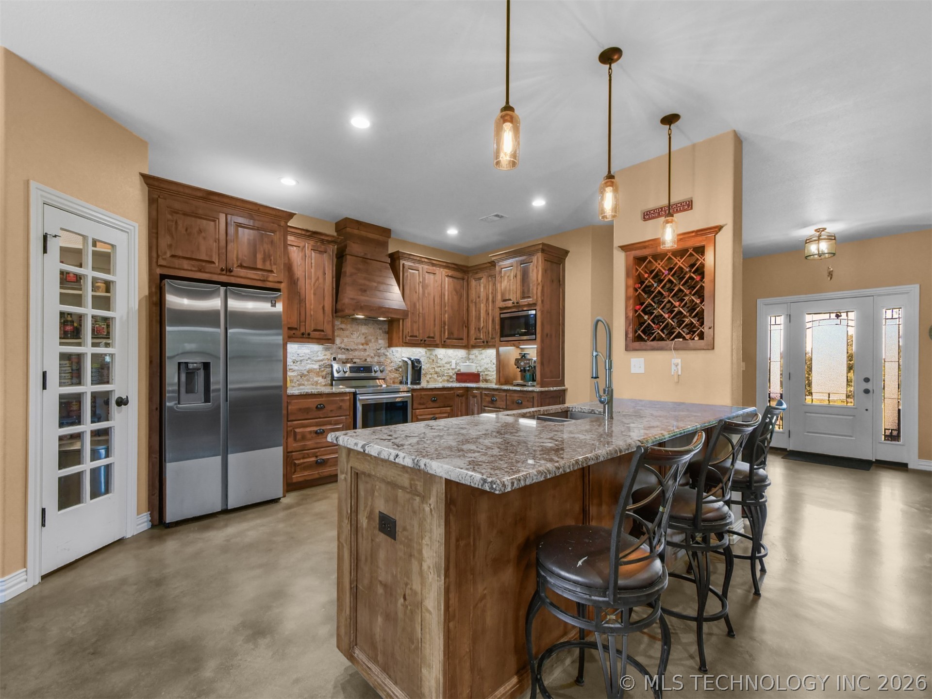 105 Rock House Road Property Photo 7