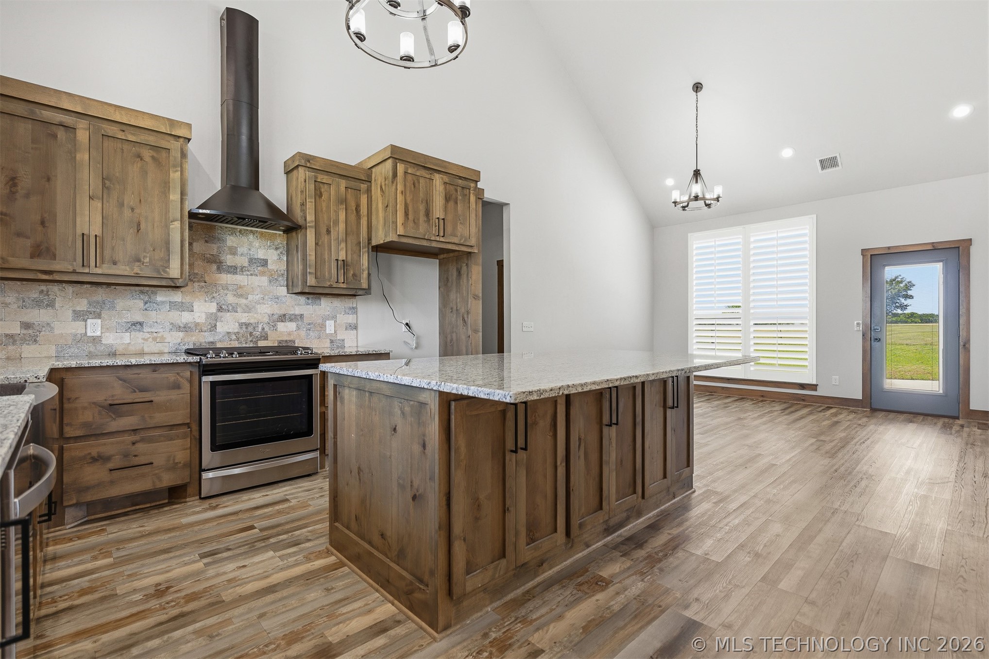 25016 Doe Creek Trail Property Photo 11
