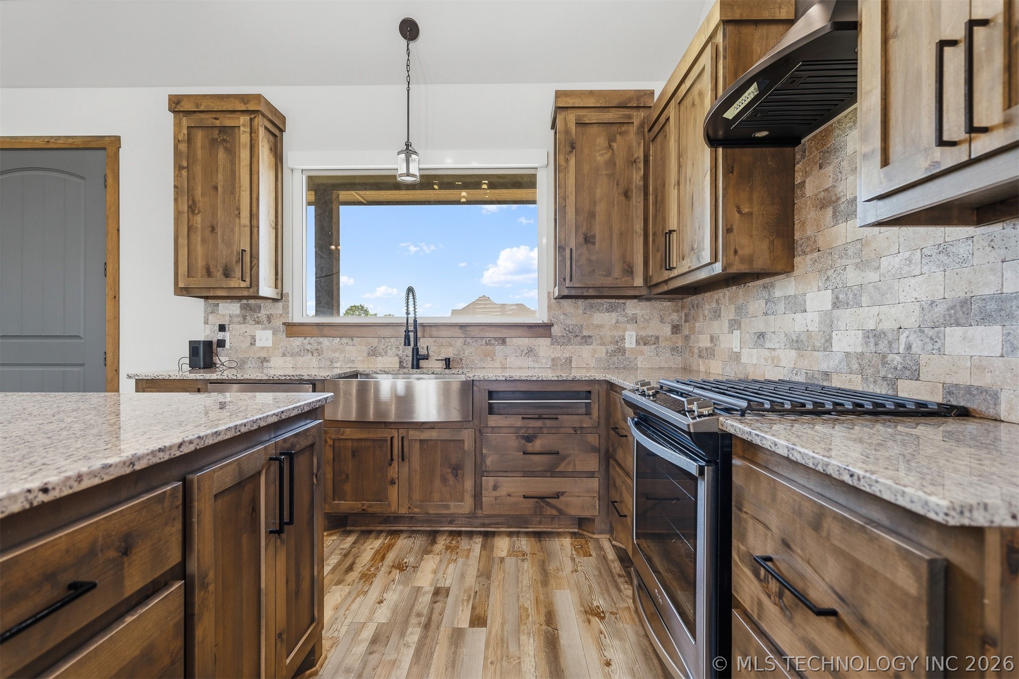 25016 Doe Creek Trail Property Photo 14