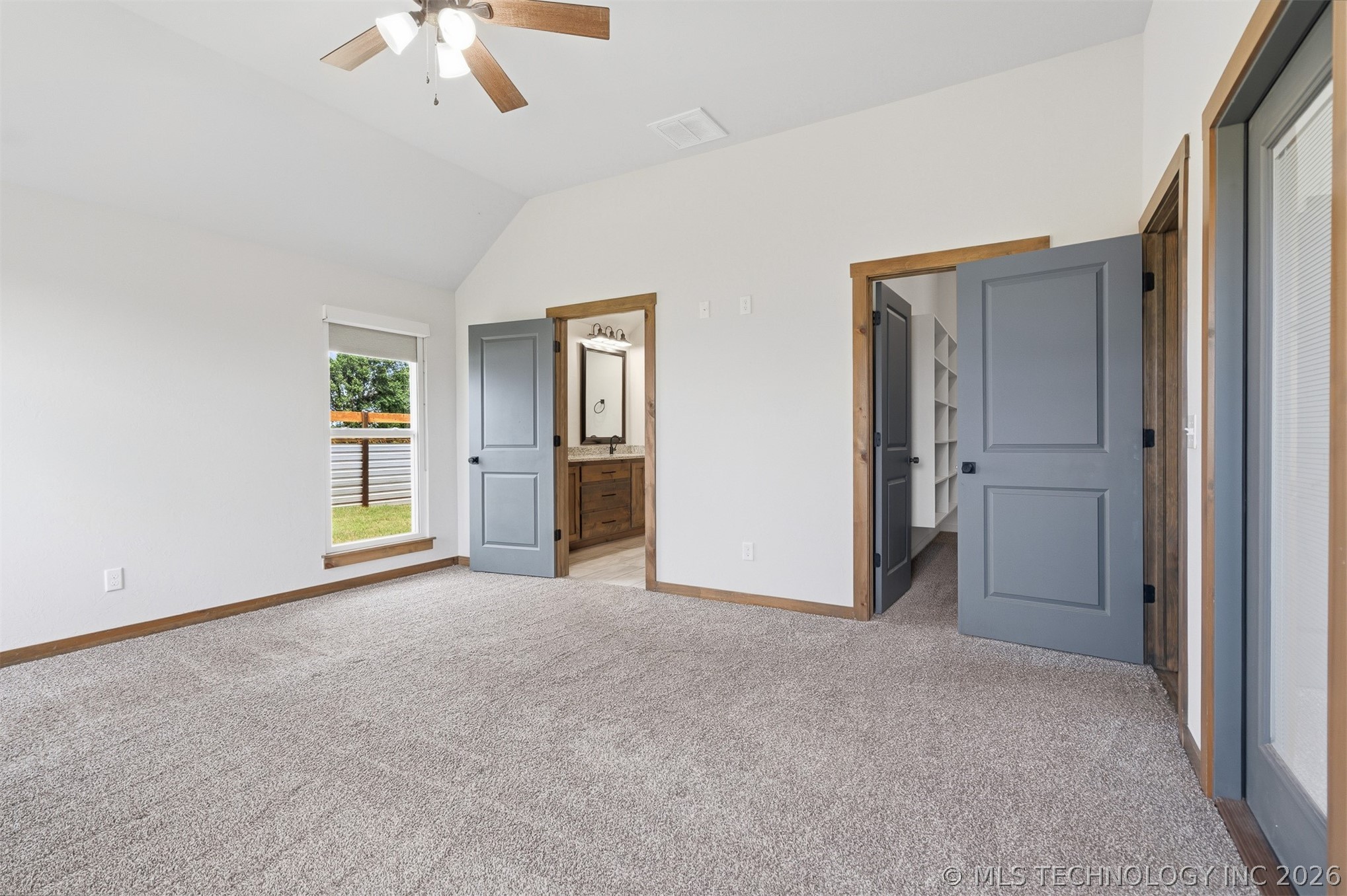 25016 Doe Creek Trail Property Photo 17
