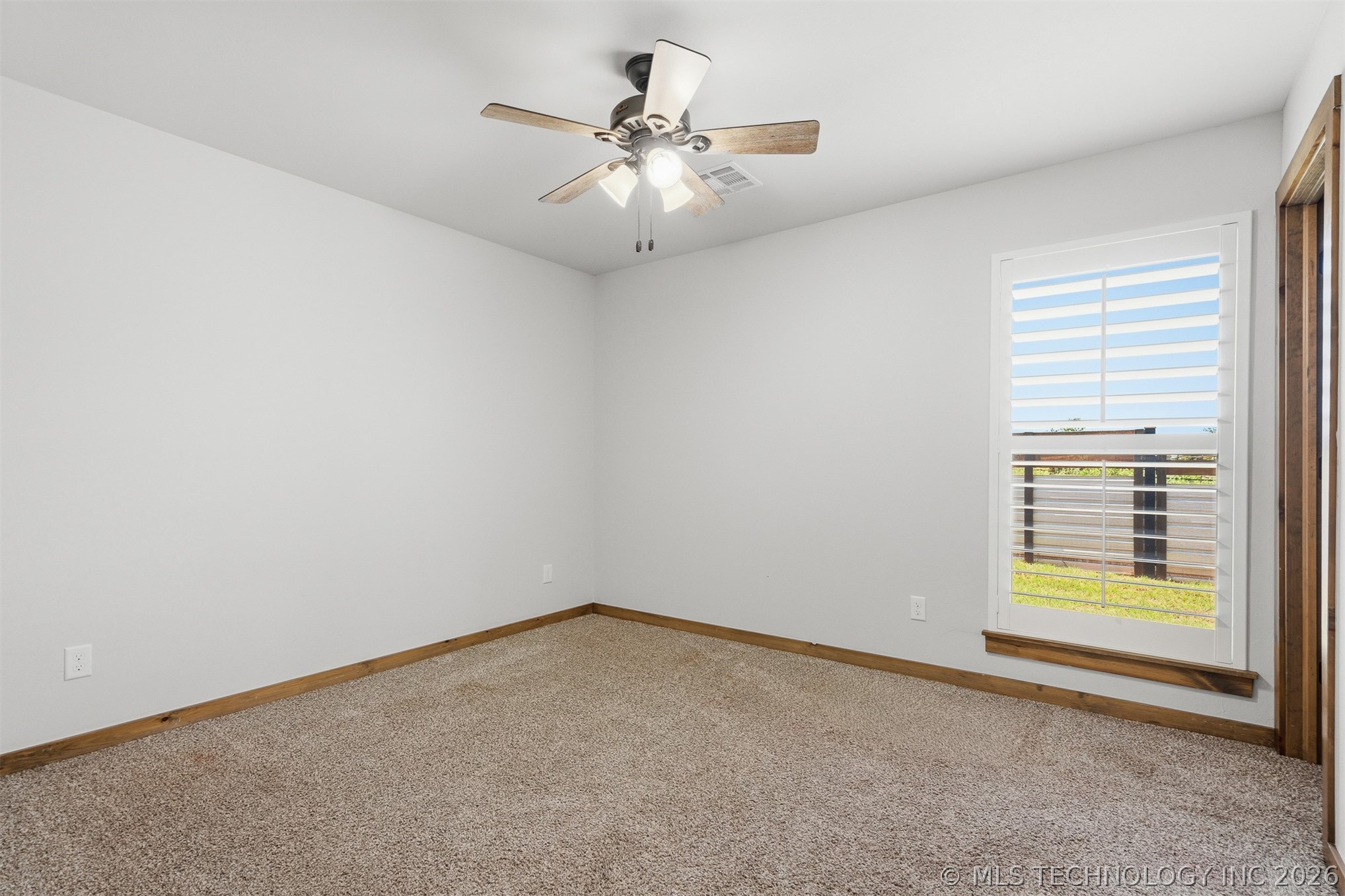 25016 Doe Creek Trail Property Photo 28
