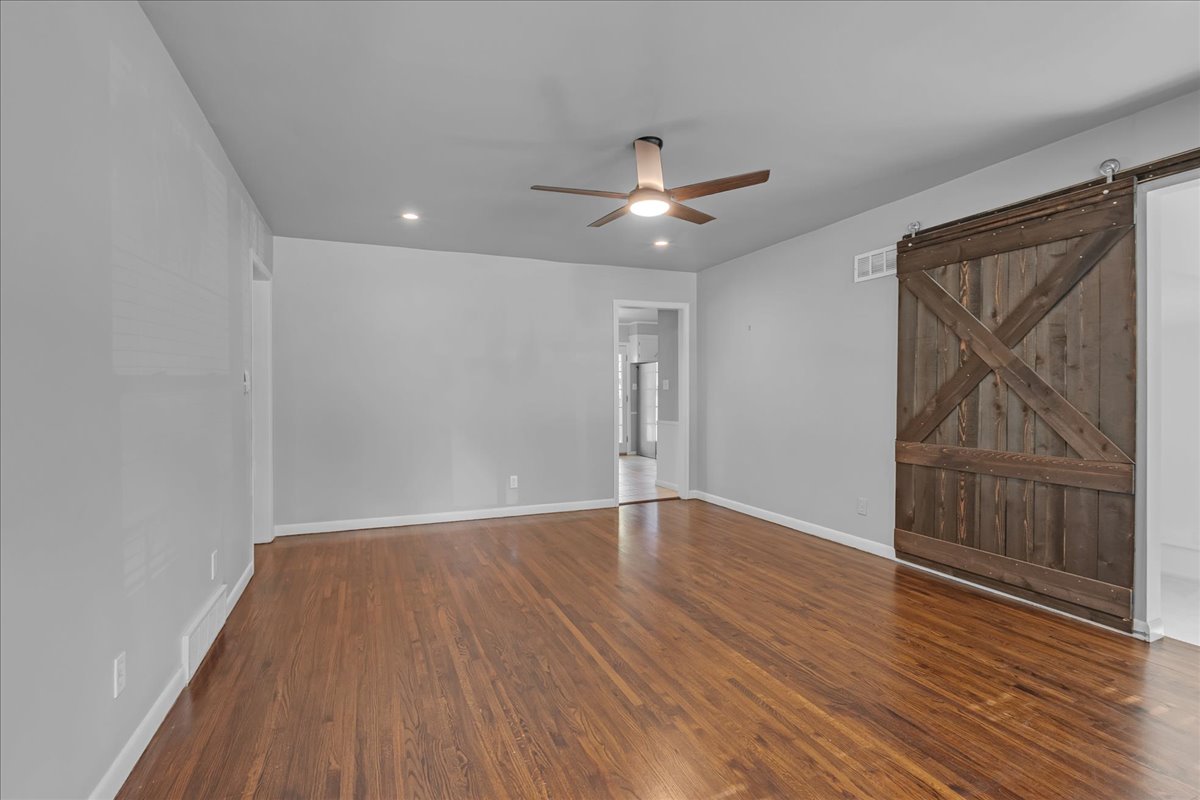 5538 S Cincinnati Avenue Property Photo 5