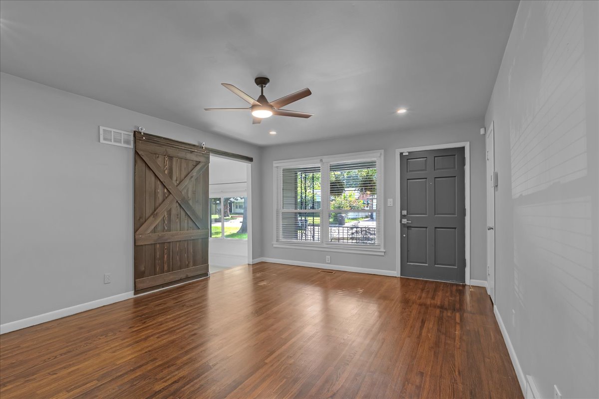 5538 S Cincinnati Avenue Property Photo 9