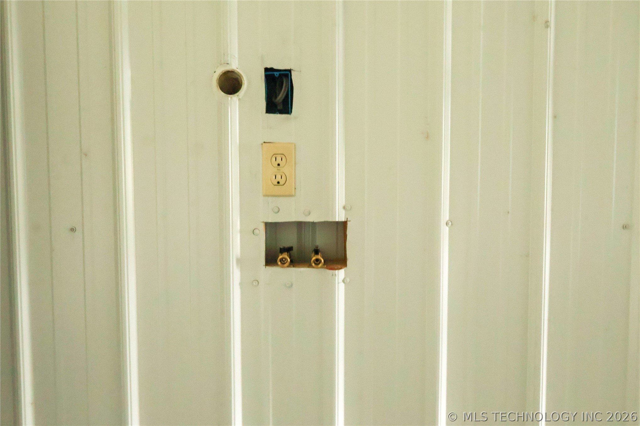 5577 W 630 Road Property Photo 18