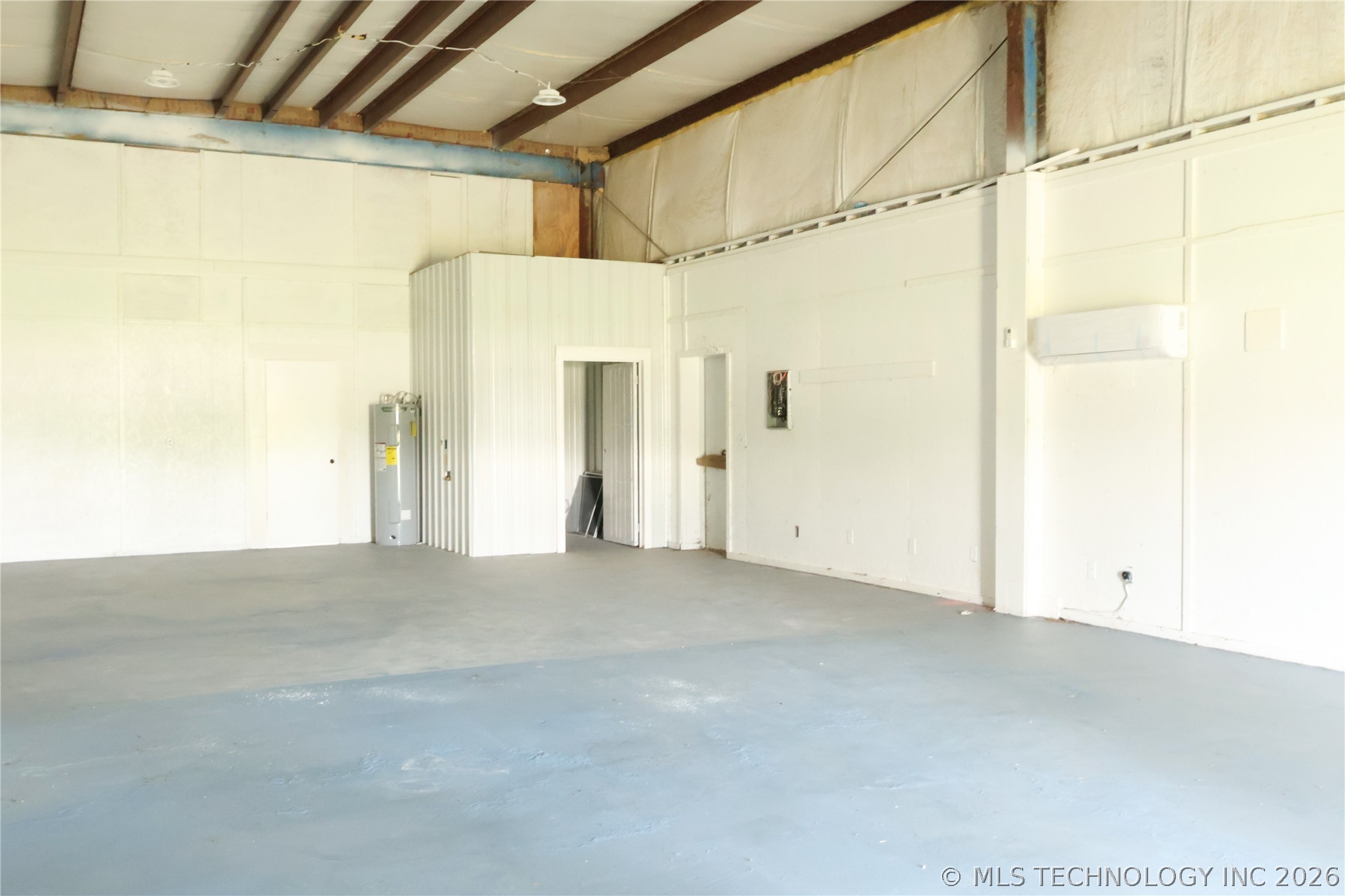 5577 W 630 Road Property Photo 24