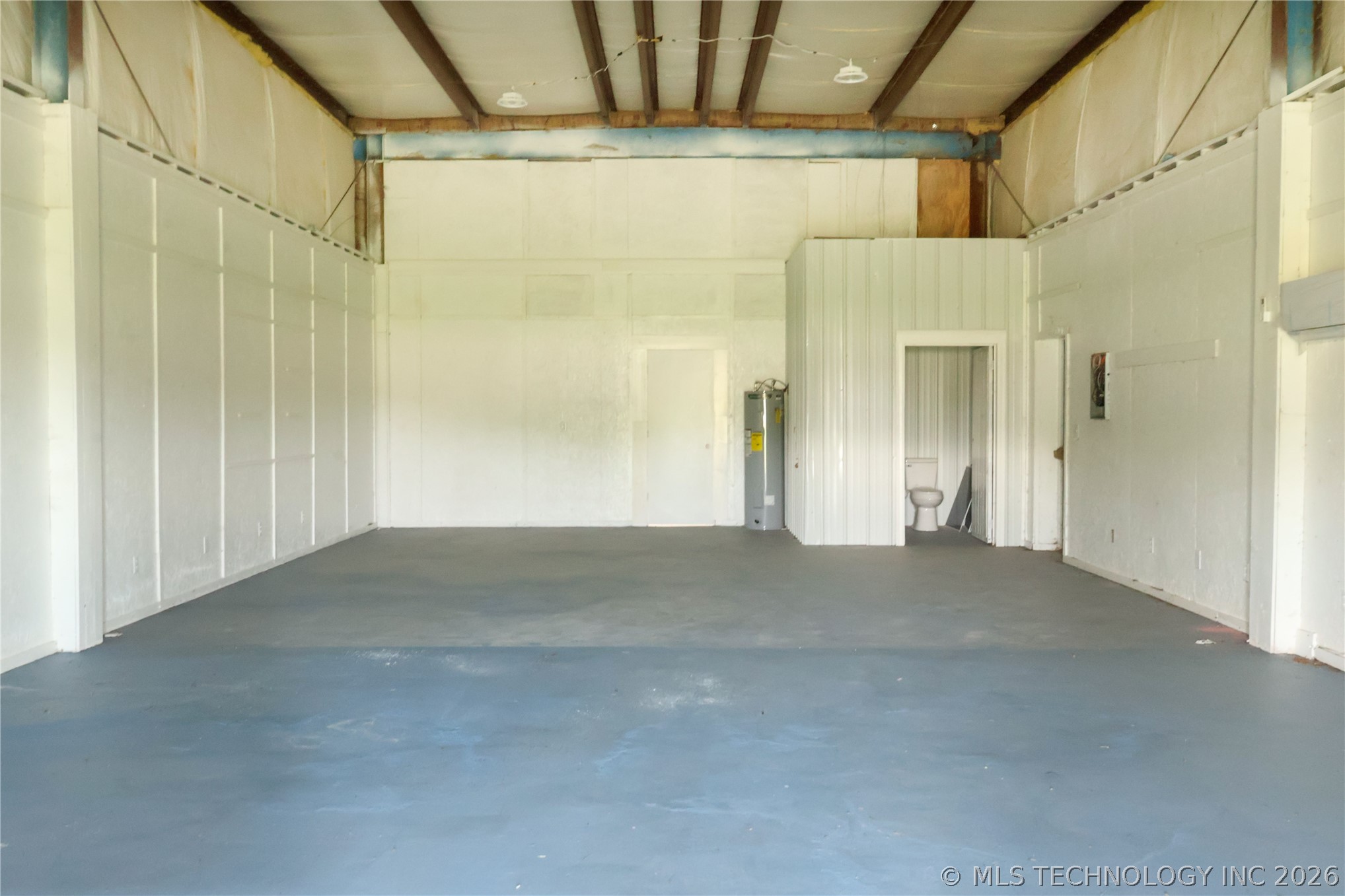 5577 W 630 Road Property Photo 25