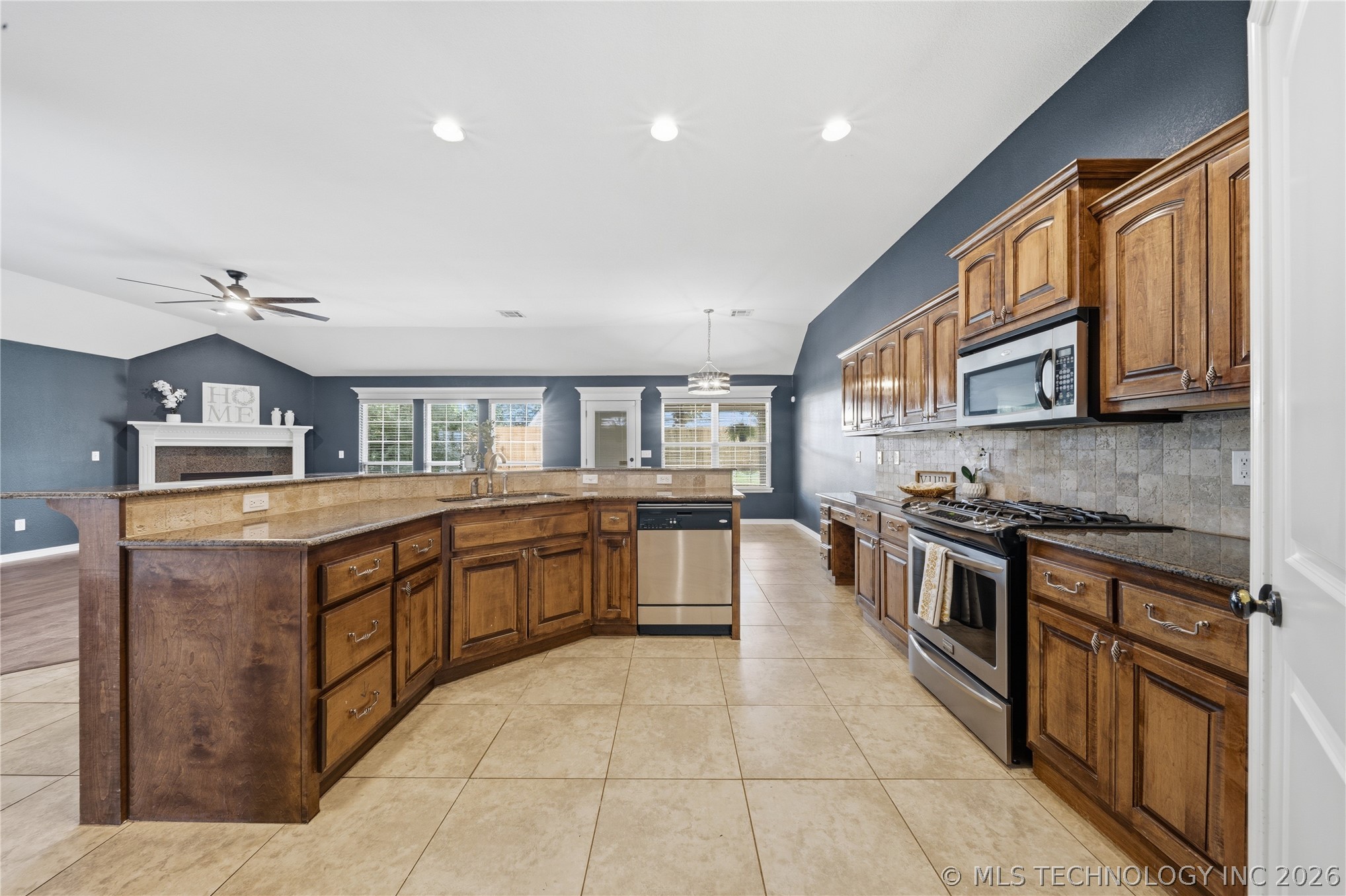 3608 S 16th Street Property Photo 7