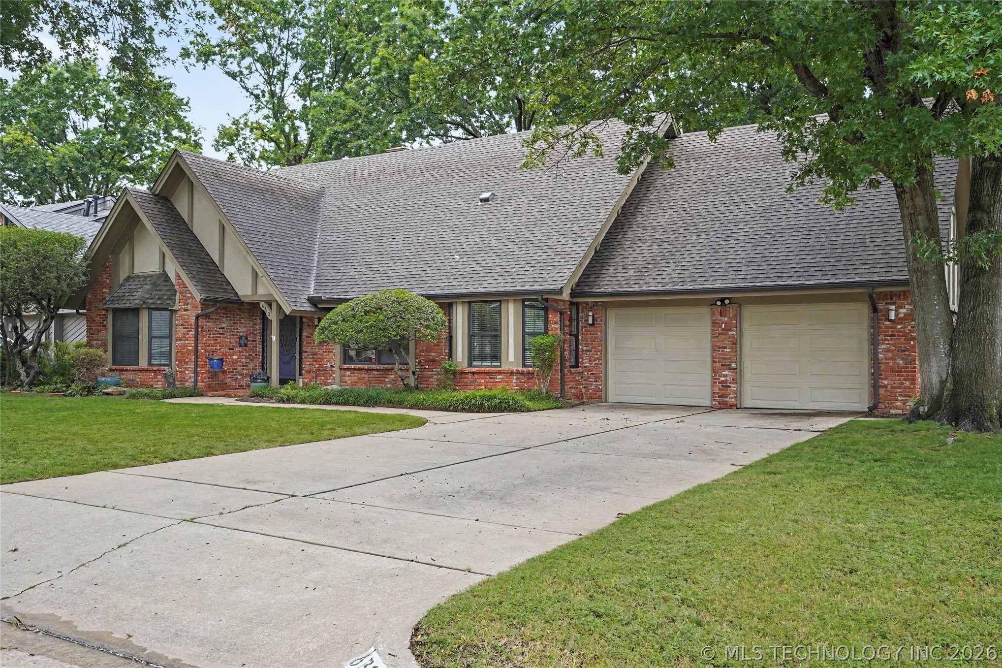 6310 S Pittsburg Avenue Property Photo 2