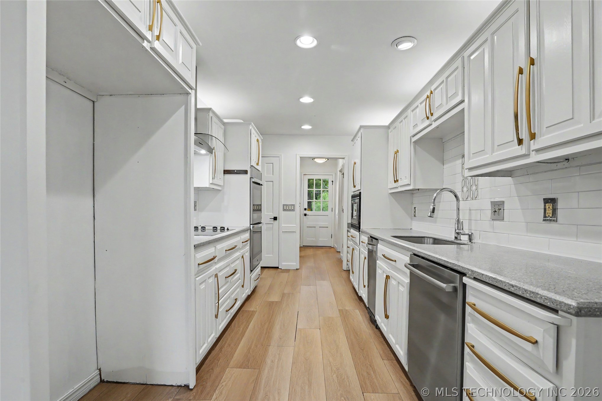 6310 S Pittsburg Avenue Property Photo 10