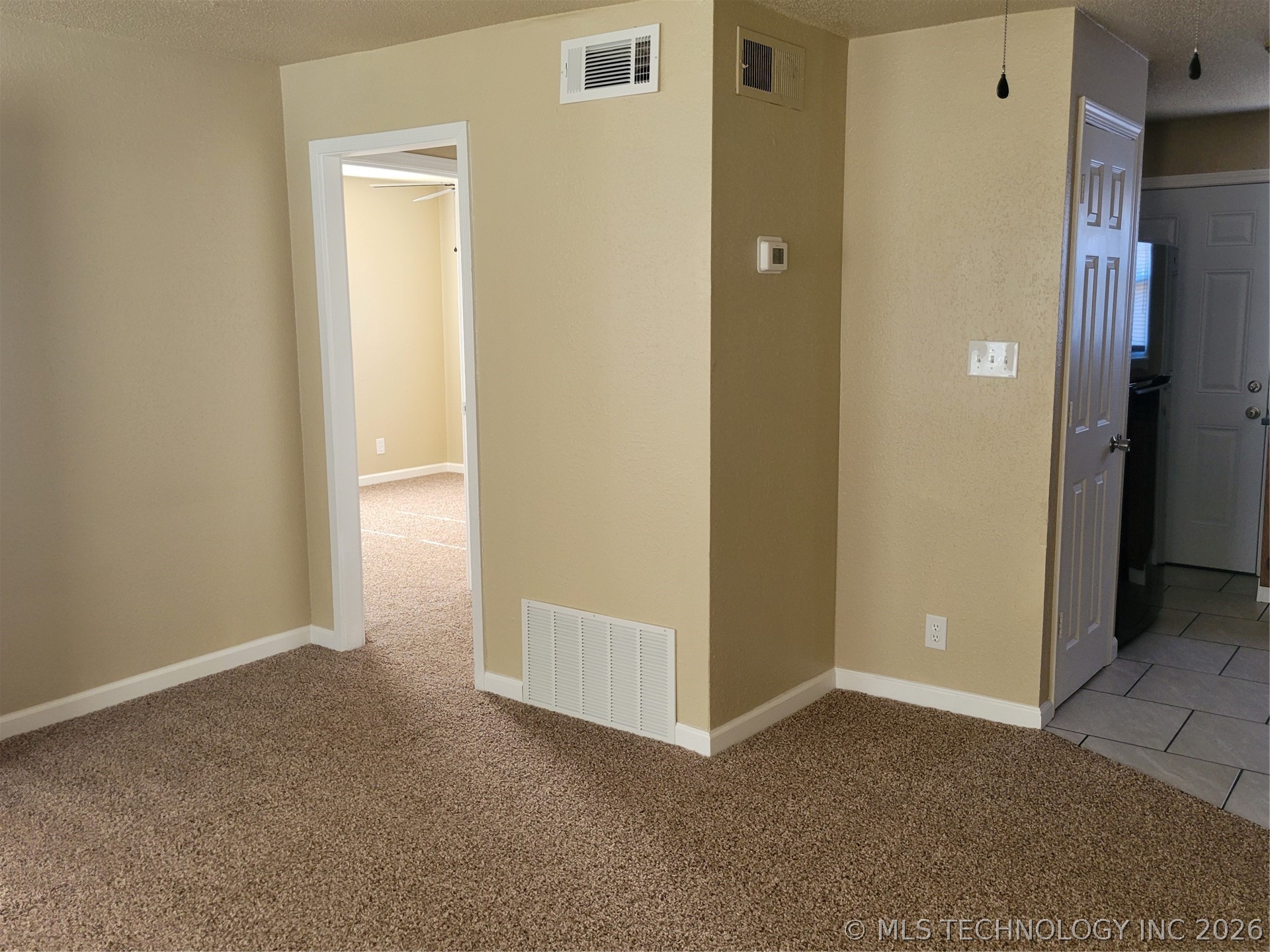1327 E 38th Street A Property Photo 7