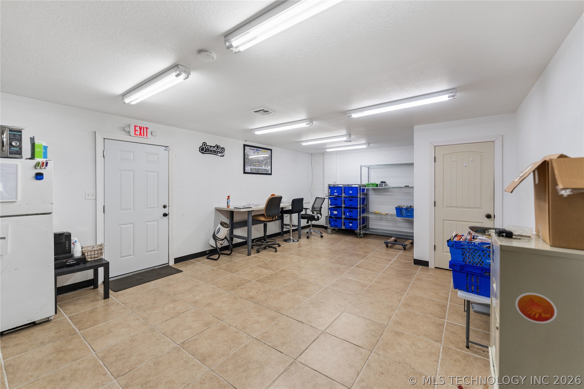 321 S Lynn Riggs Boulevard Property Photo 15
