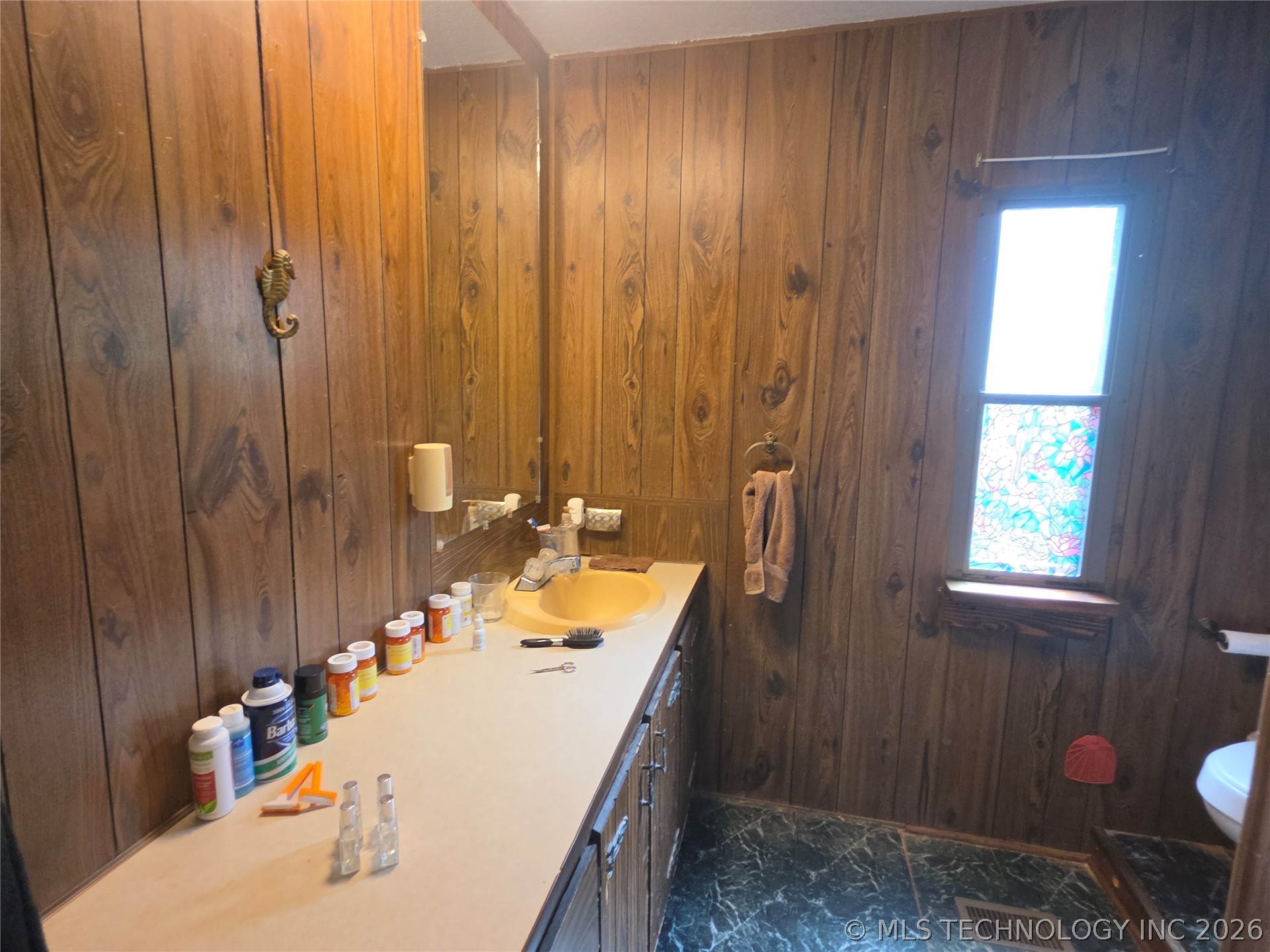 416335 Lagoon Drive Property Photo 8