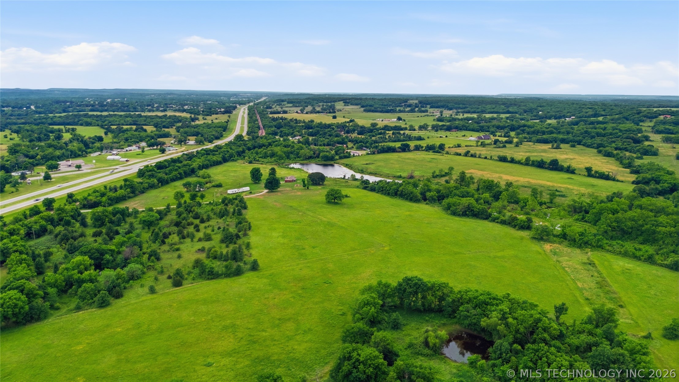 4200 Road Property Photo 3
