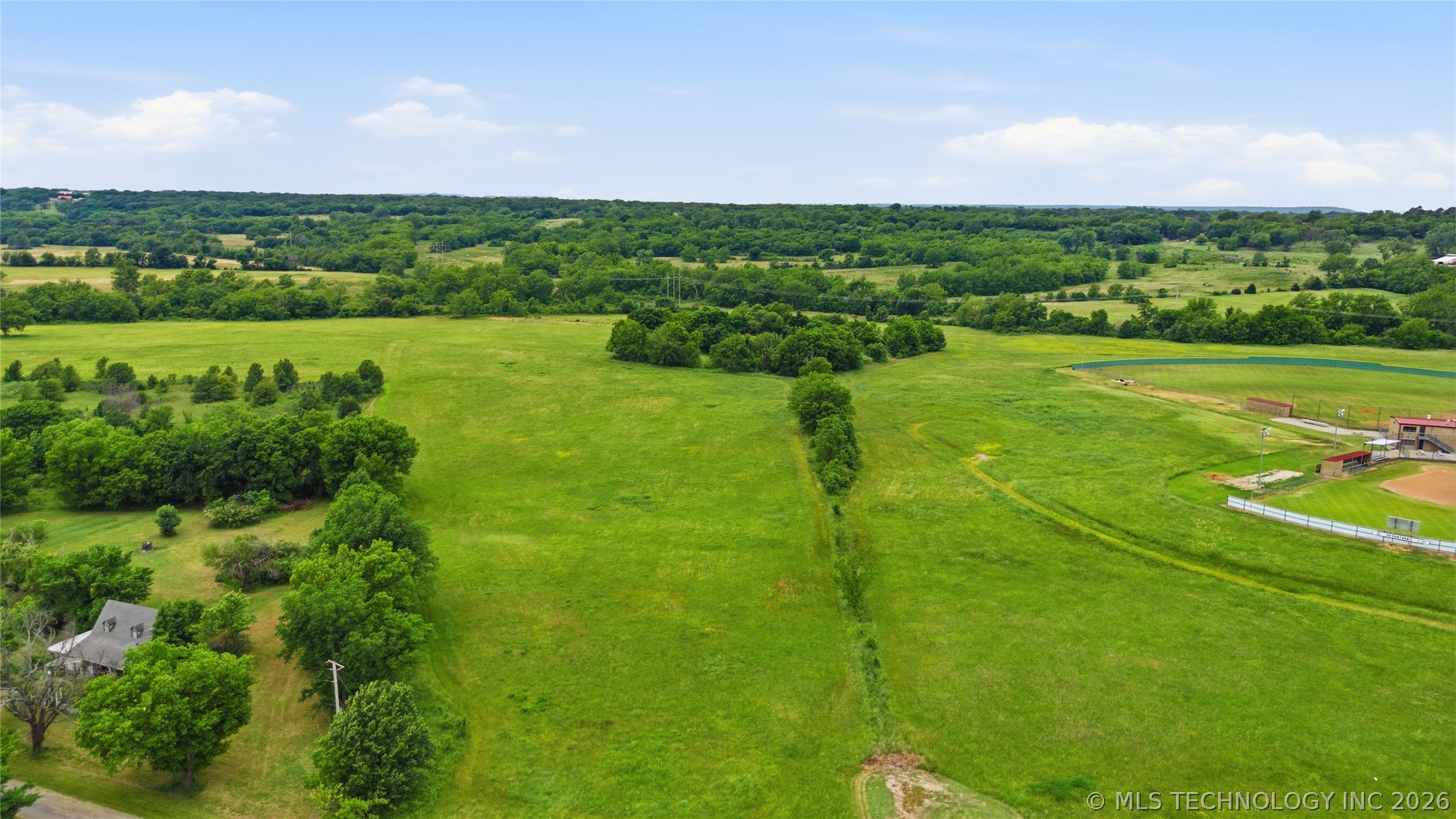 4200 Road Property Photo 11