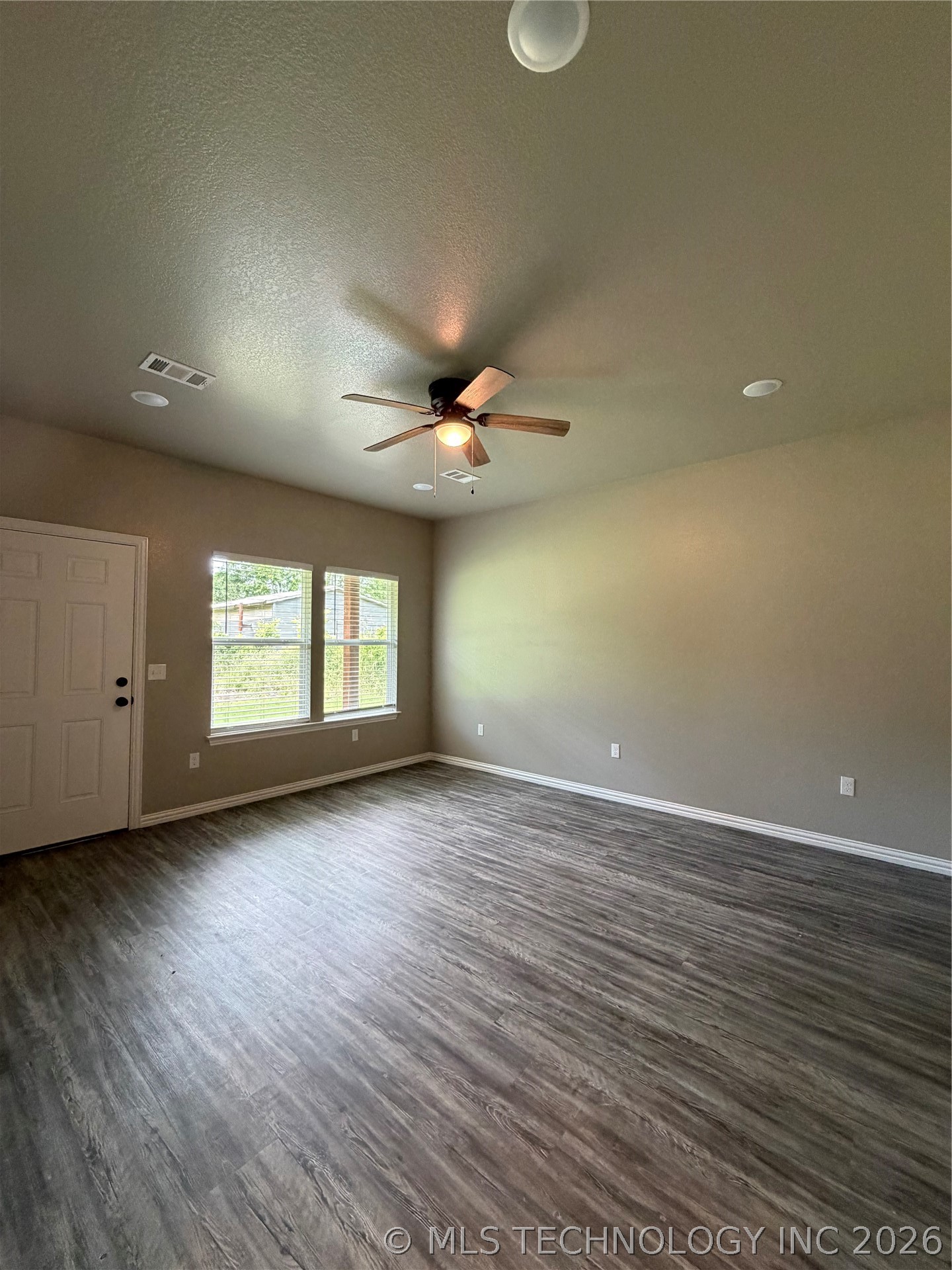 105 Russell Property Photo 3