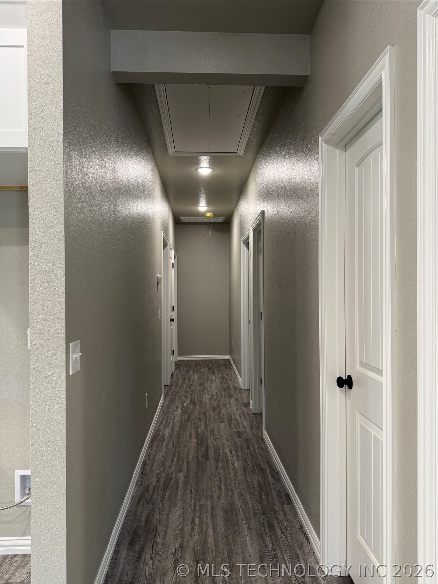 105 Russell Property Photo 7