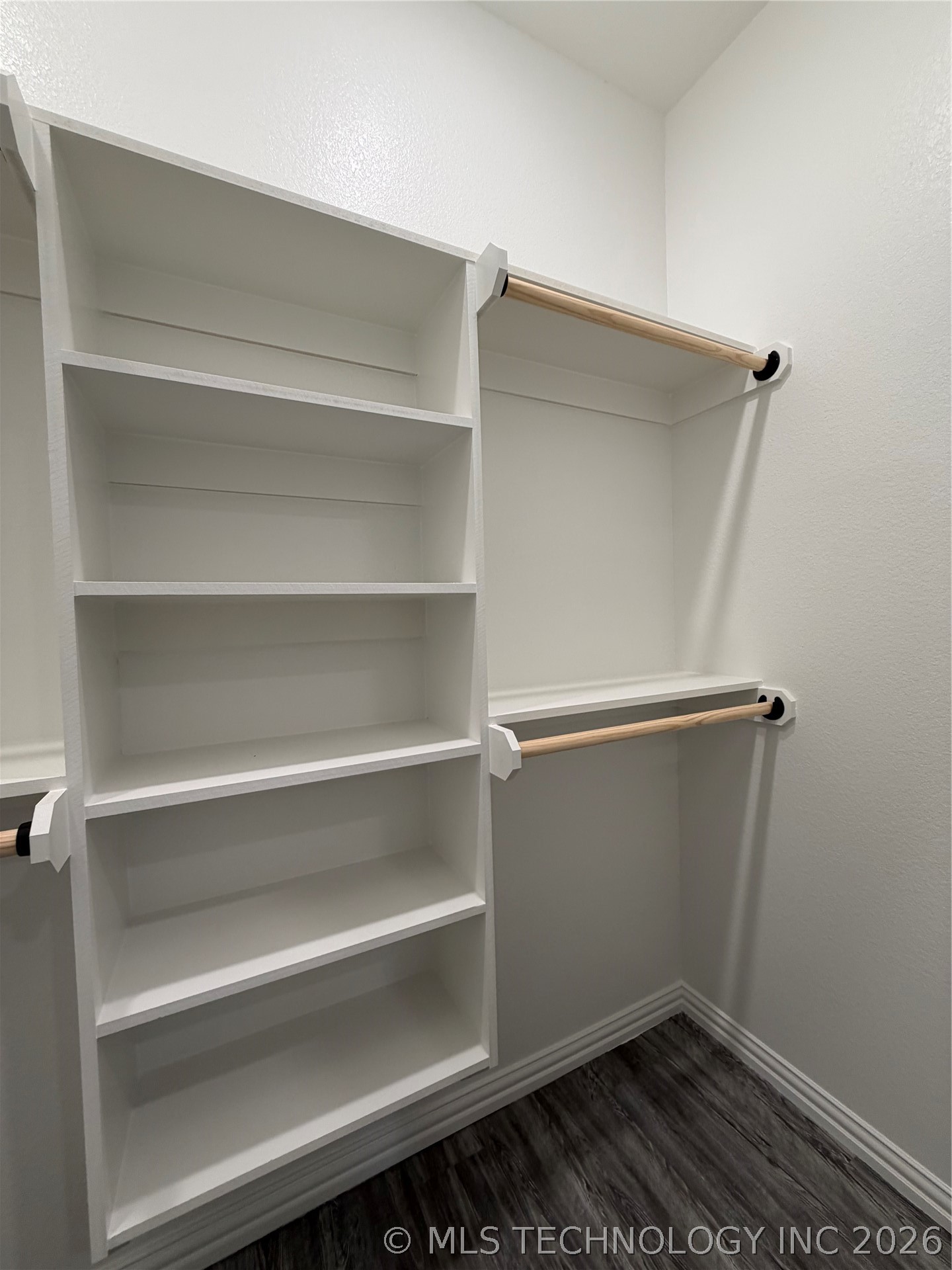 105 Russell Property Photo 14