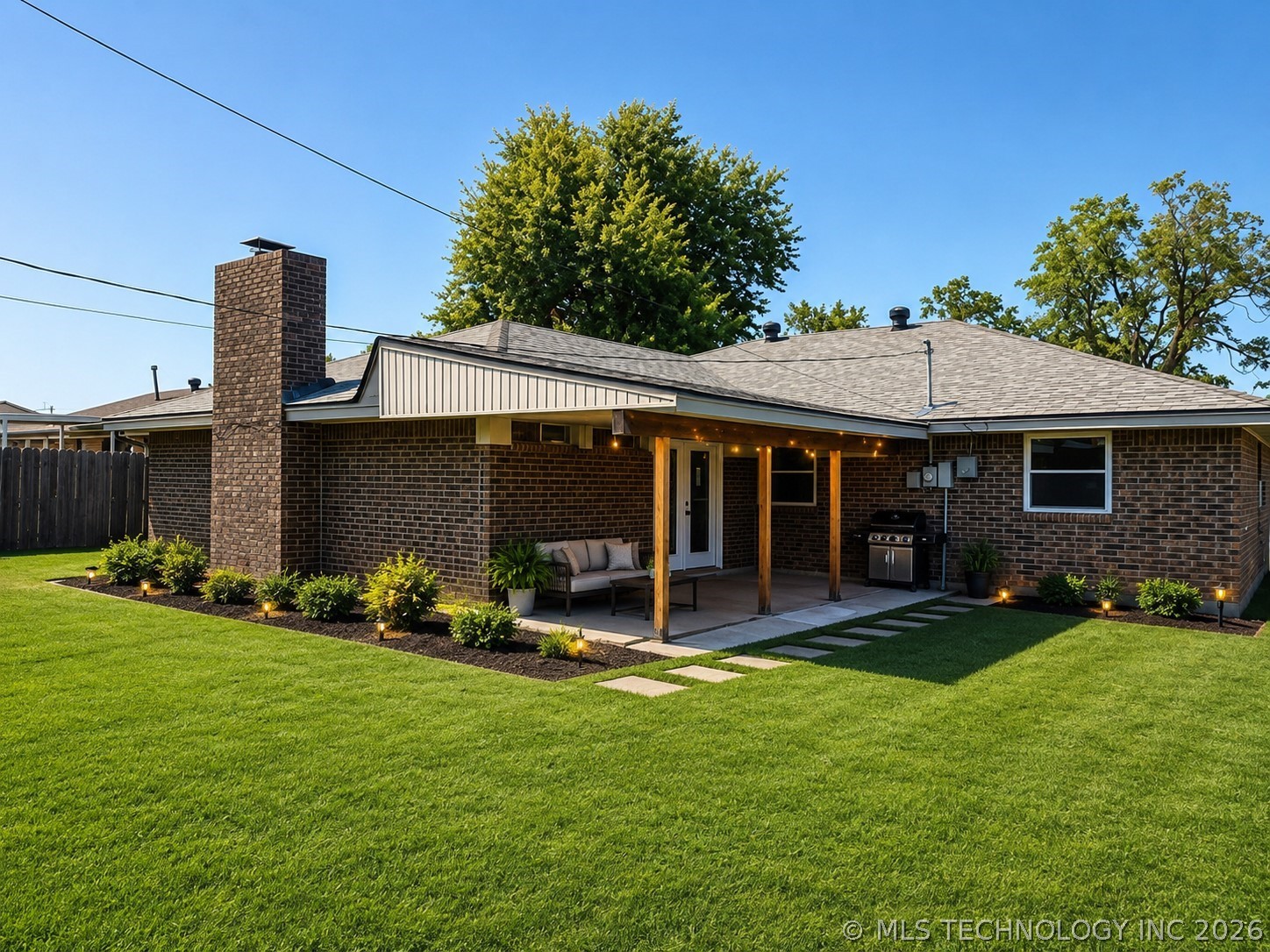 204 E Bass Property Photo 16