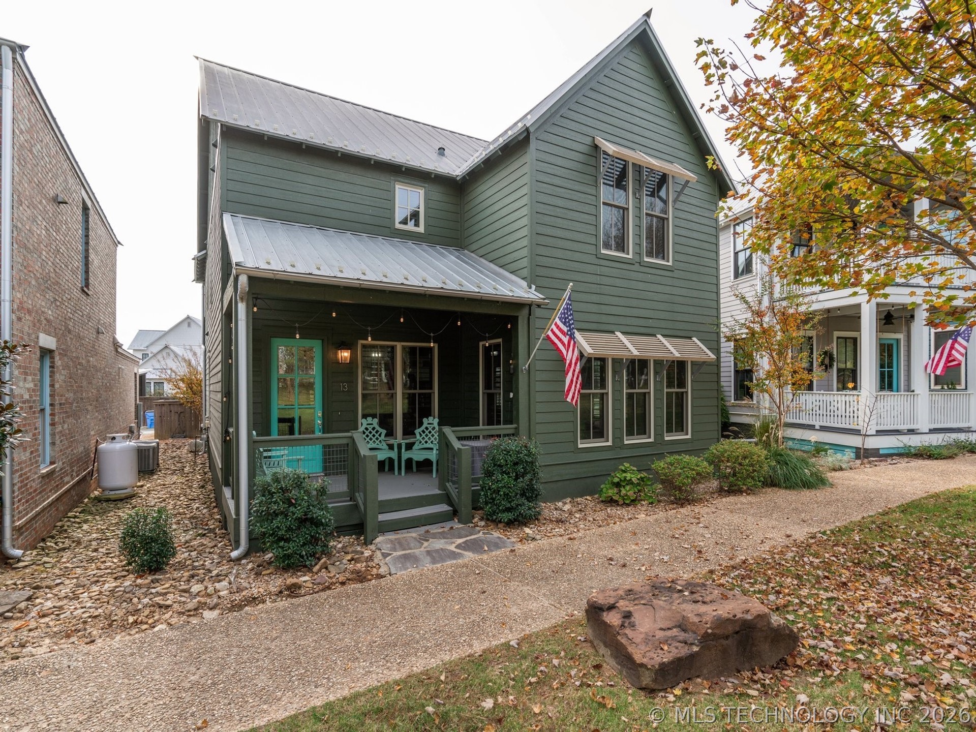 13 Redbud Street Property Photo 5