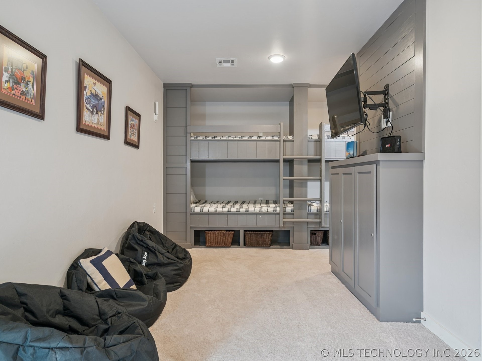 13 Redbud Street Property Photo 32