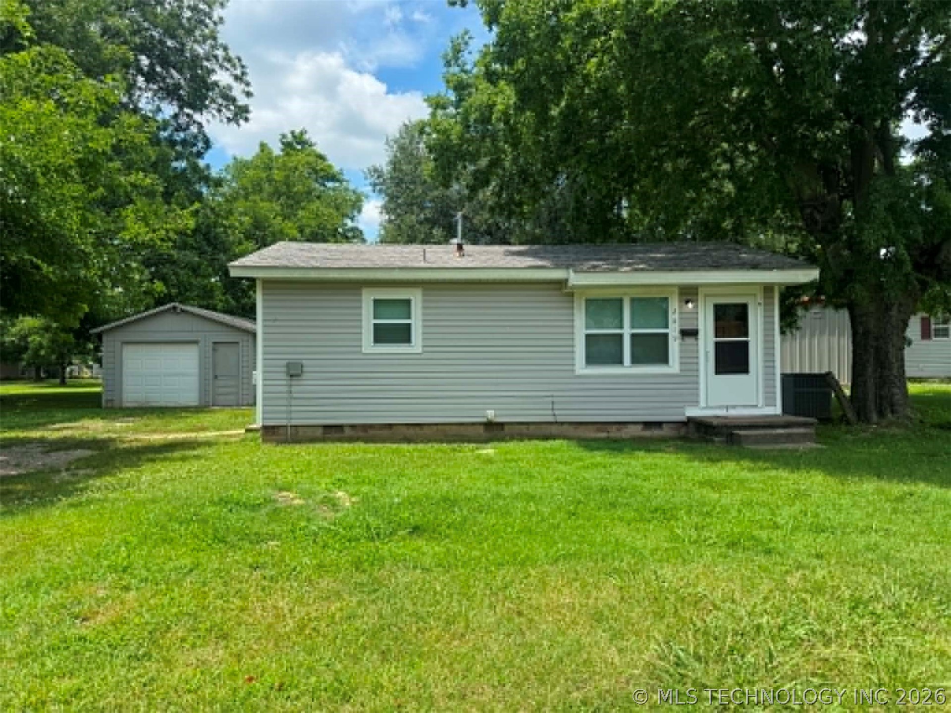 2619 N 4th Street Property Photo 1