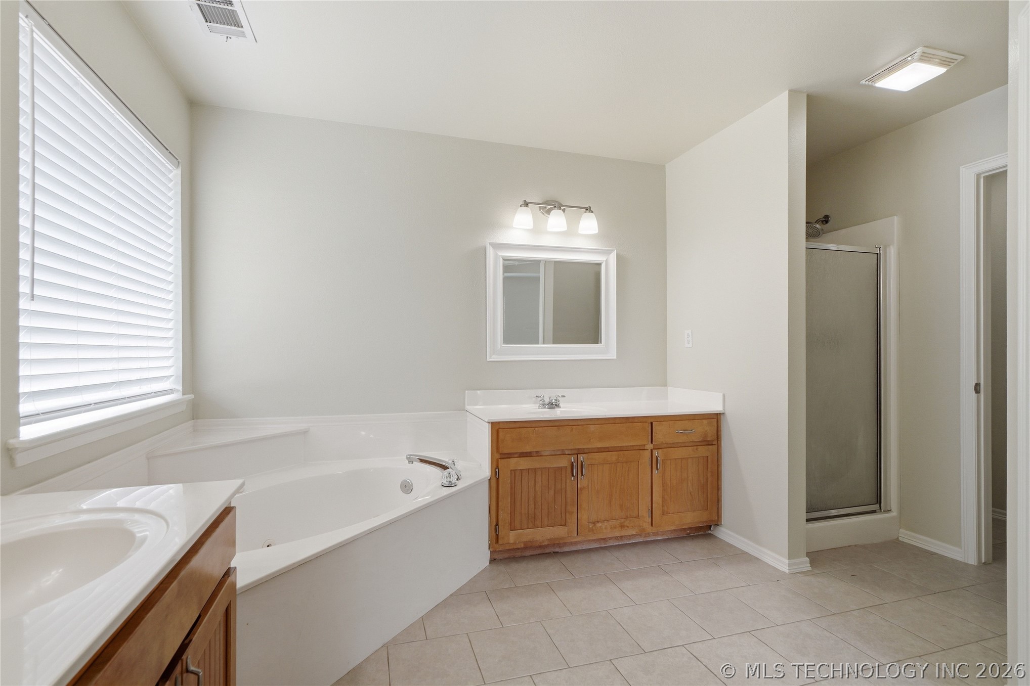 10400 N 114th East Avenue Property Photo 27