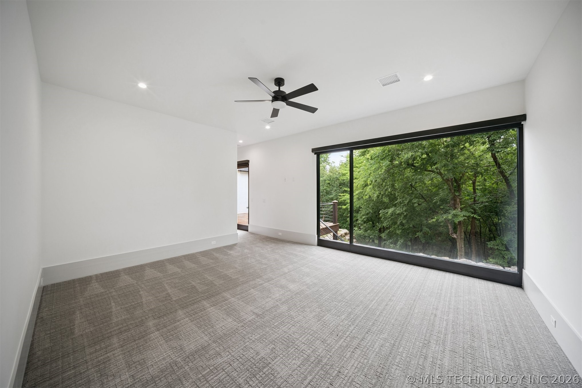 17889 Falcon Pass Property Photo 36