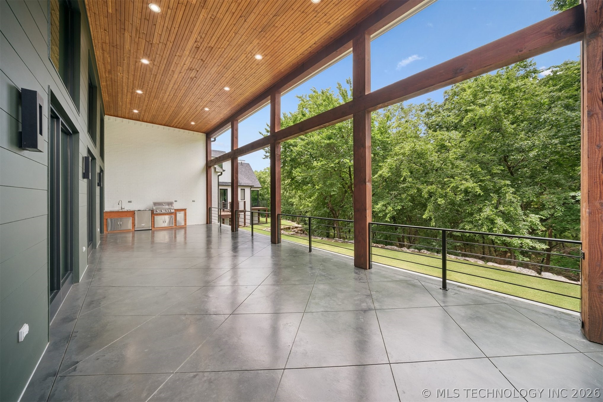 17889 Falcon Pass Property Photo 62