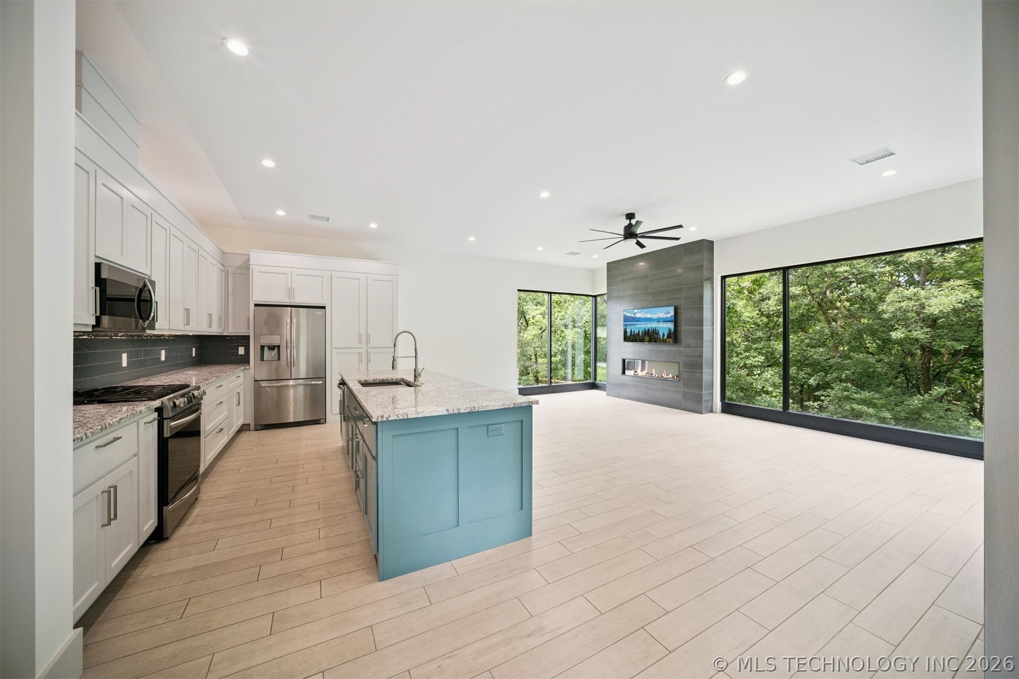 17889 Falcon Pass Property Photo 72
