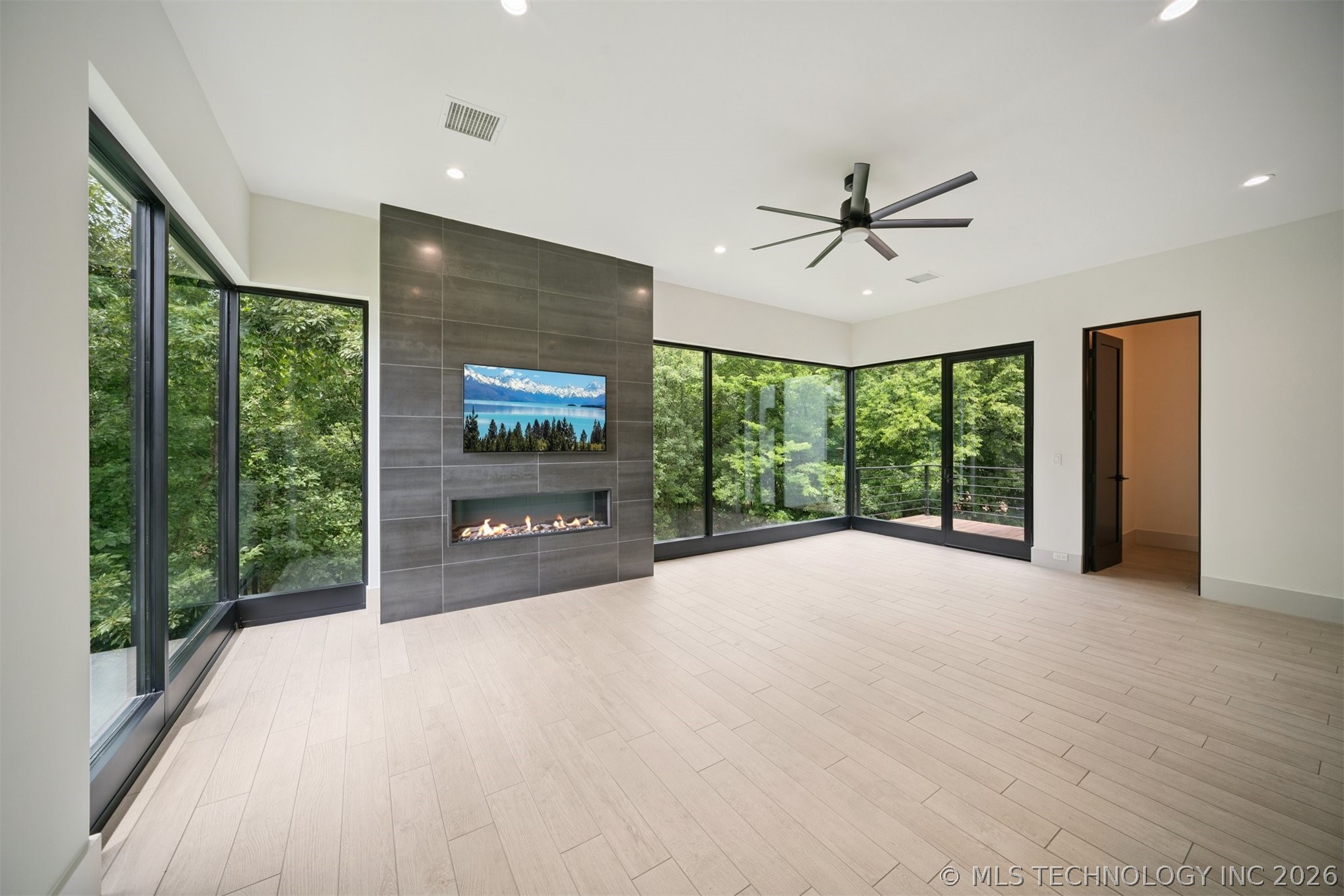 17889 Falcon Pass Property Photo 77