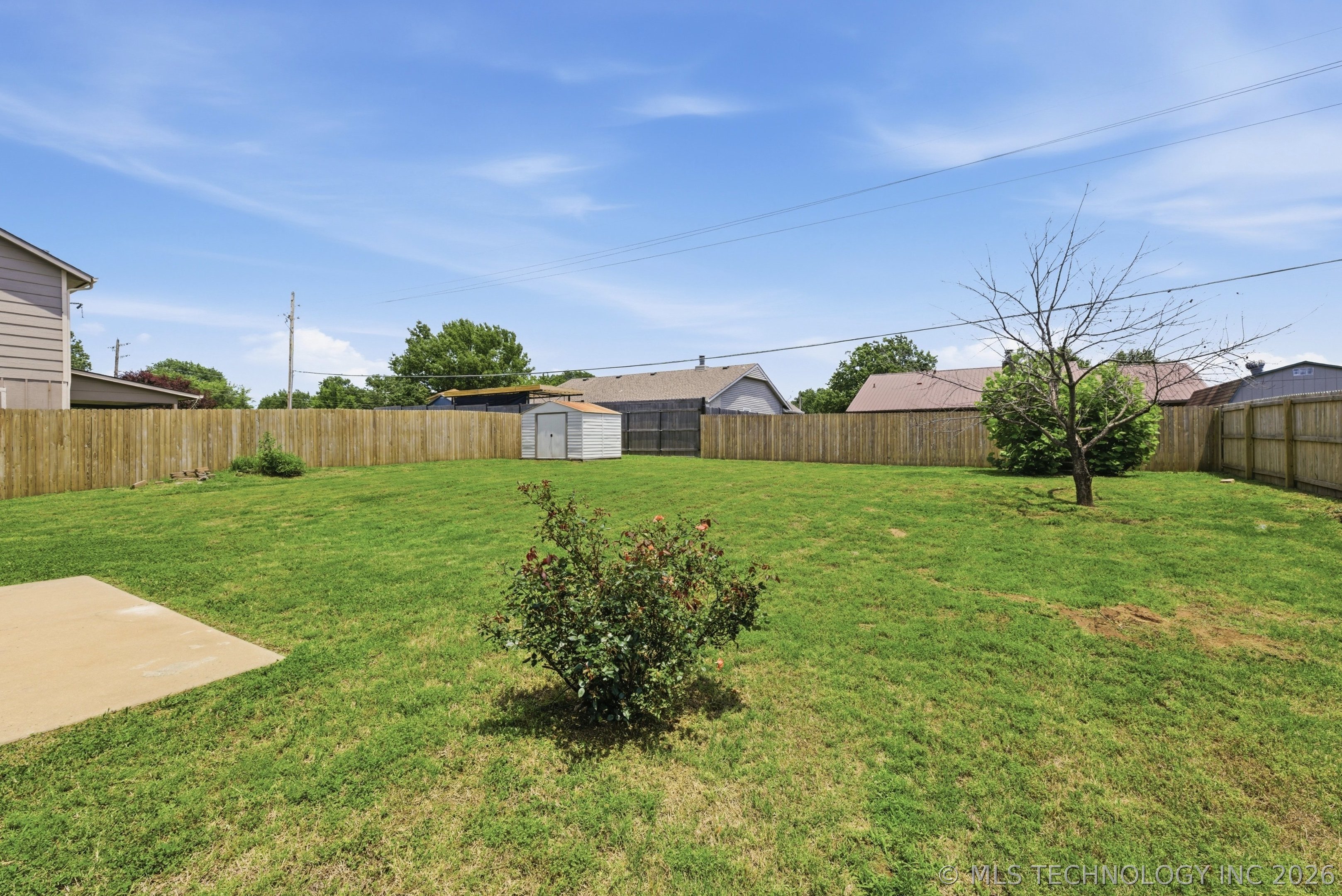4901 S Narcissus Avenue Property Photo 40