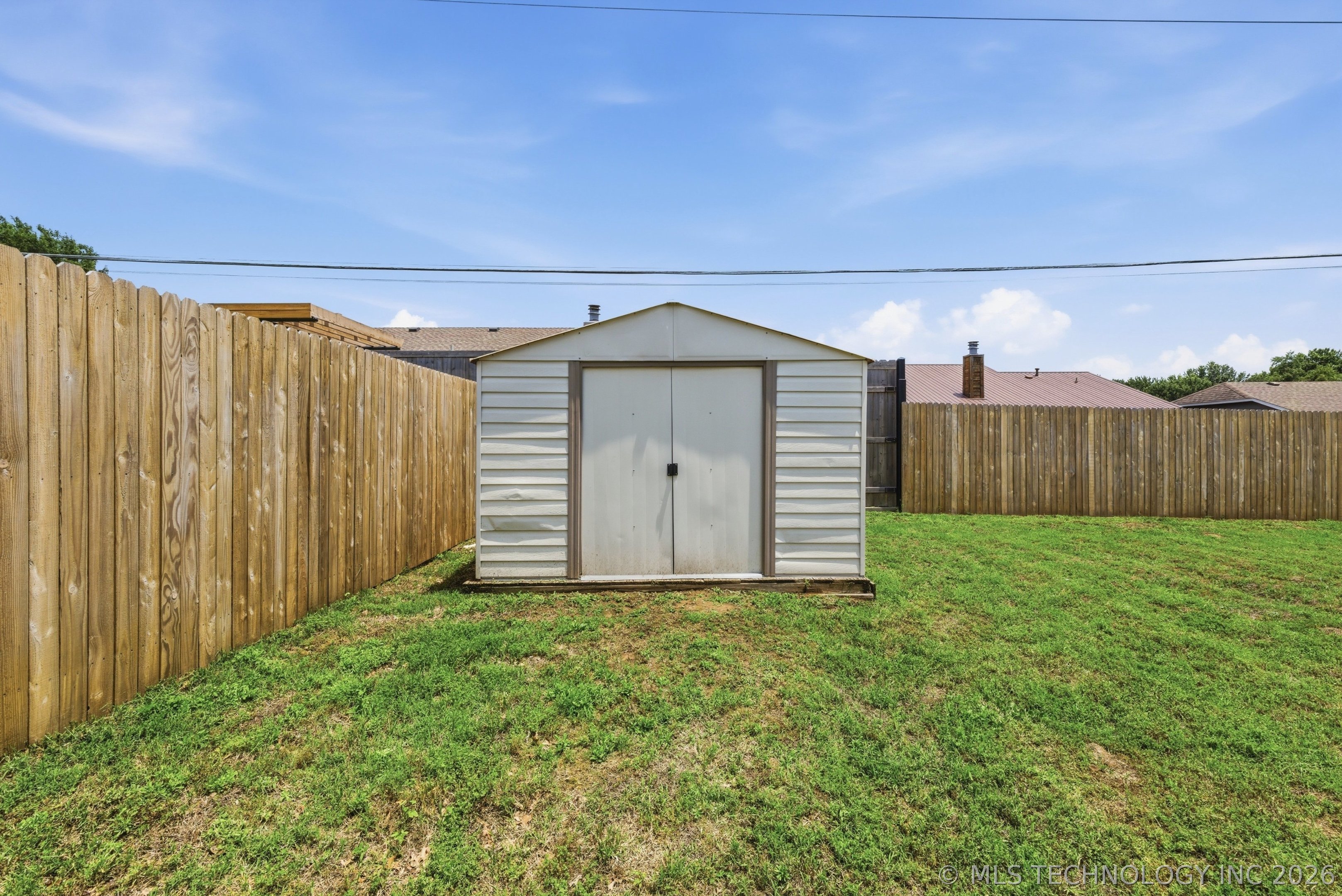 4901 S Narcissus Avenue Property Photo 42