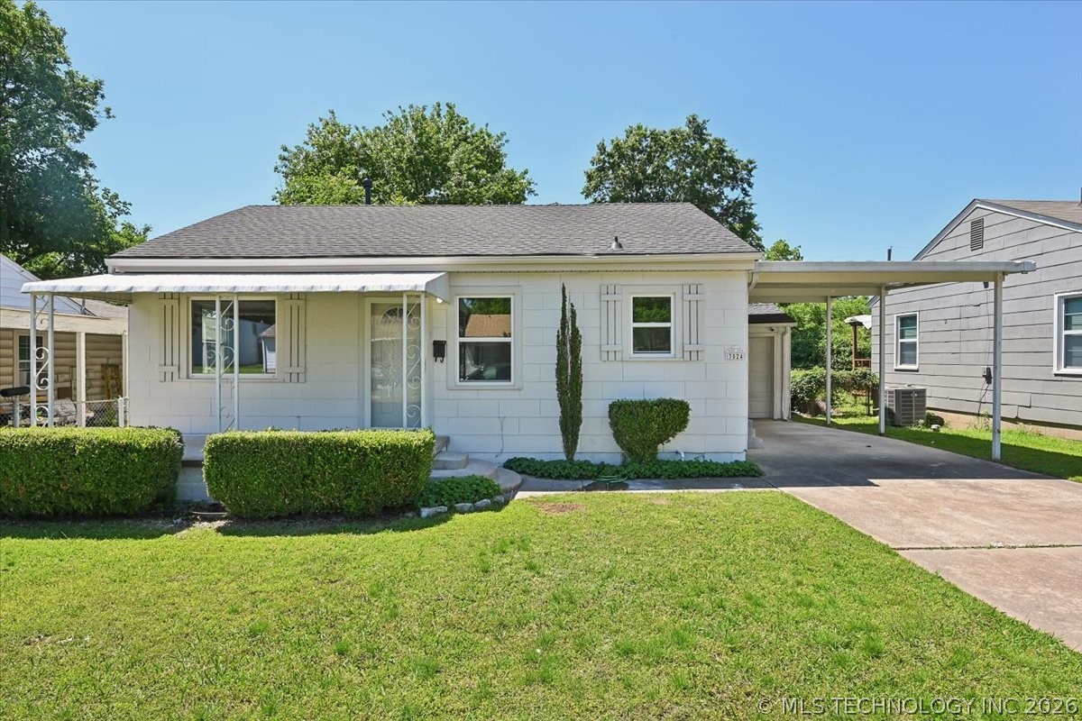 3524 E 30th Street Property Photo 1