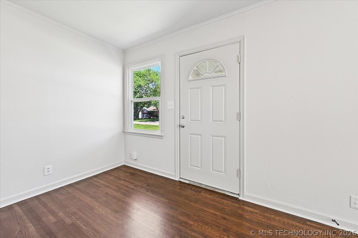 3524 E 30th Street Property Photo 3