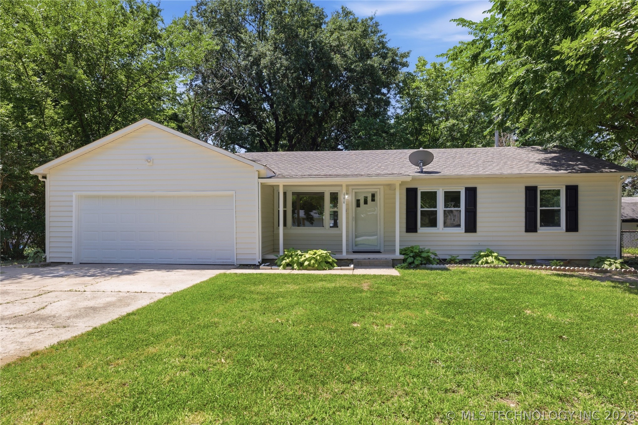 111 Irving Street Property Photo 2