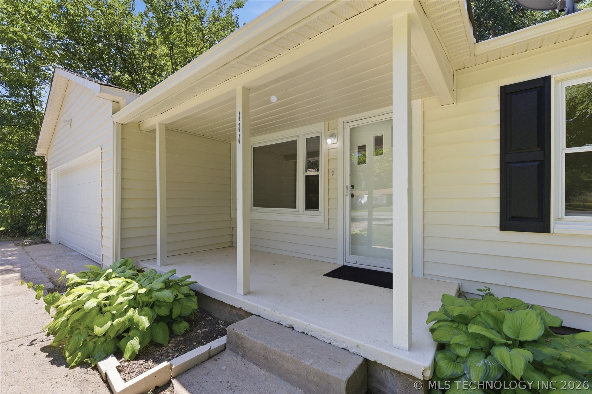 111 Irving Street Property Photo 3