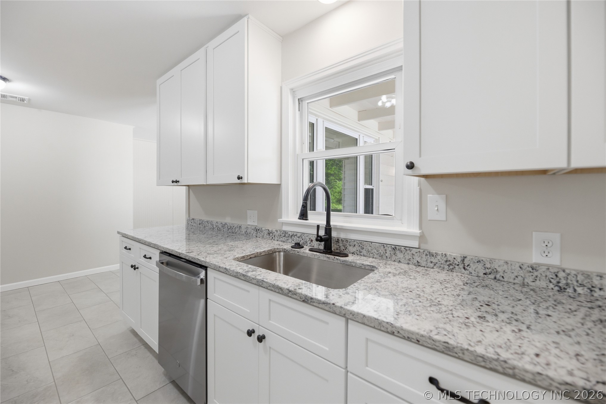 111 Irving Street Property Photo 10