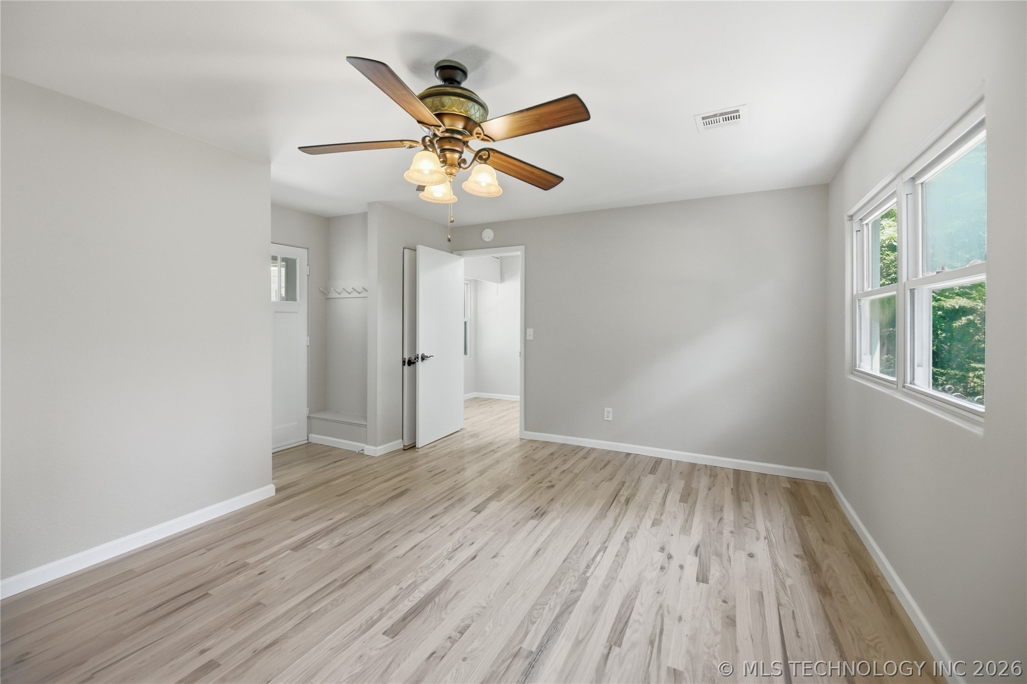 111 Irving Street Property Photo 17