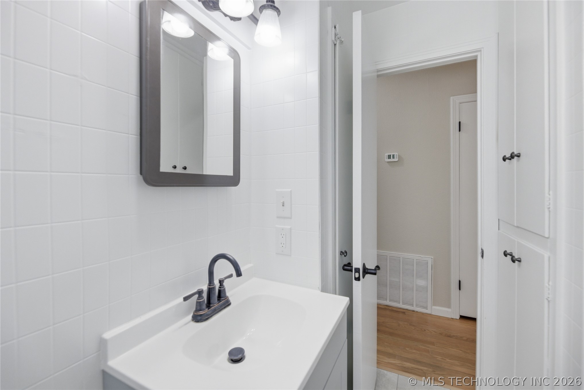 111 Irving Street Property Photo 24