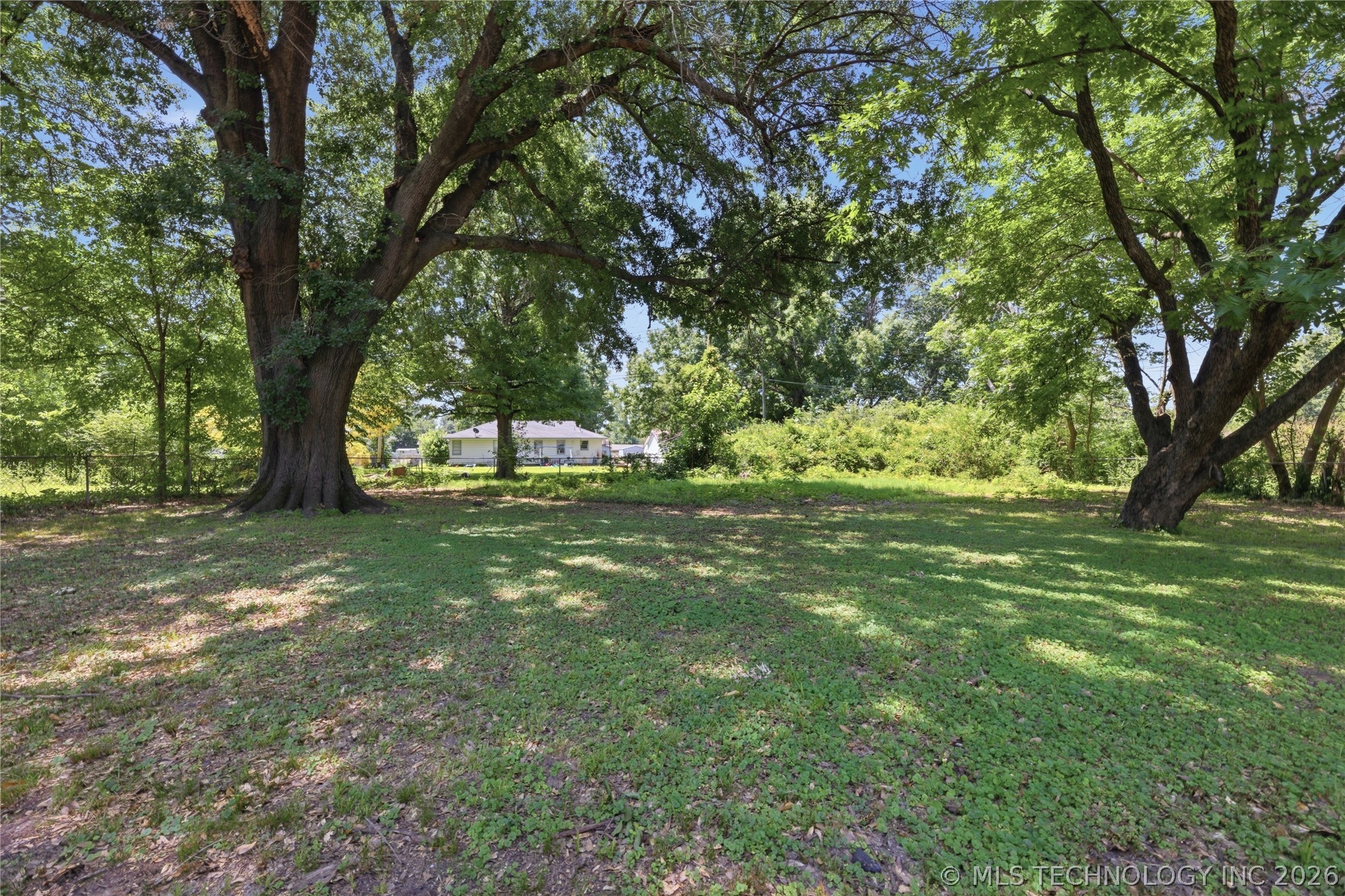 111 Irving Street Property Photo 32