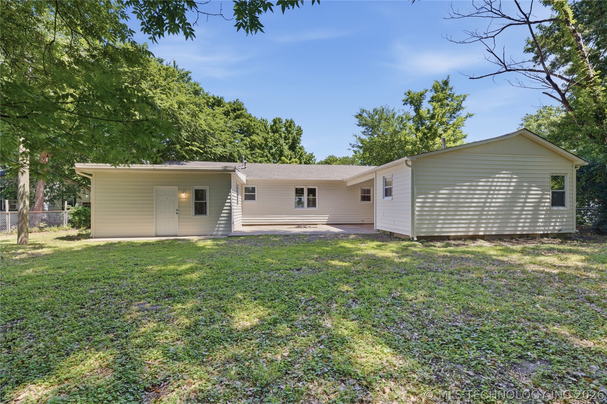 111 Irving Street Property Photo 34