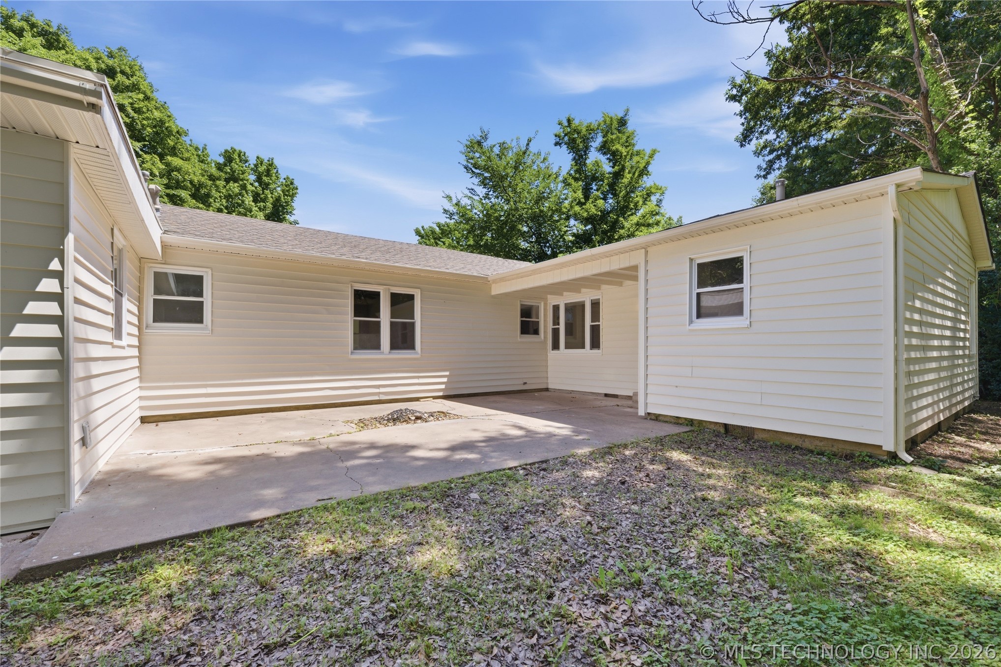 111 Irving Street Property Photo 35