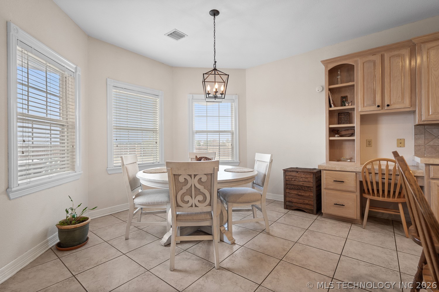 833 Franklin Drive Property Photo 10