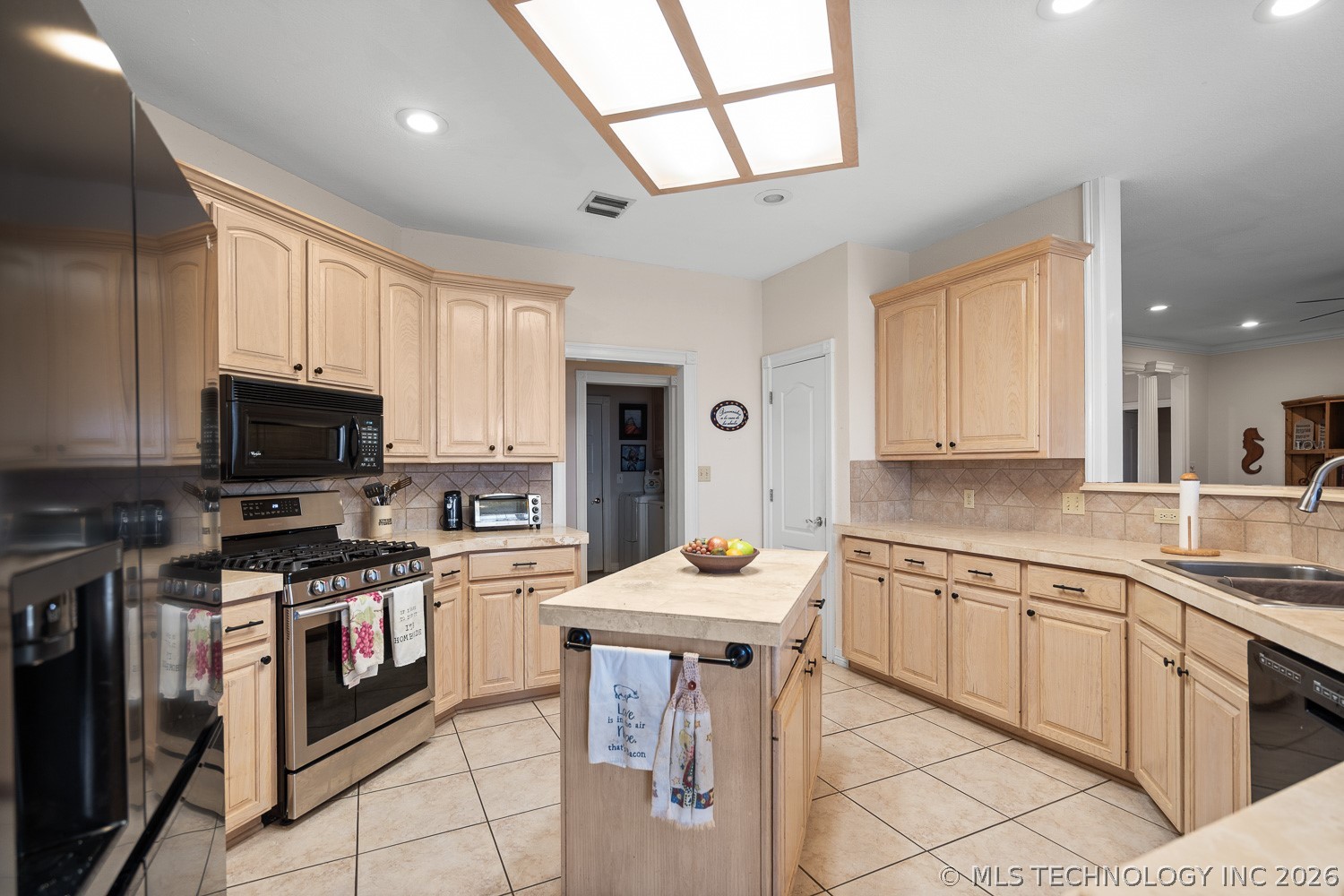 833 Franklin Drive Property Photo 13