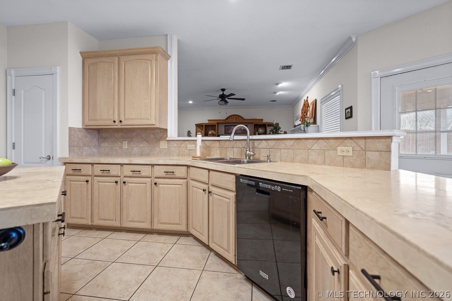 833 Franklin Drive Property Photo 14