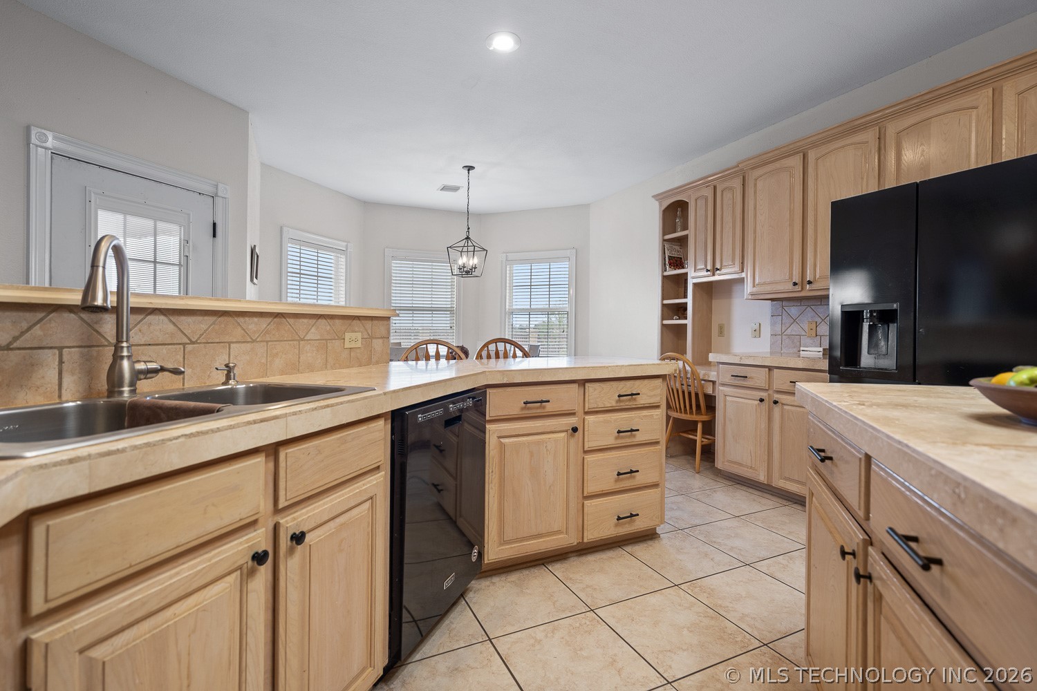 833 Franklin Drive Property Photo 17