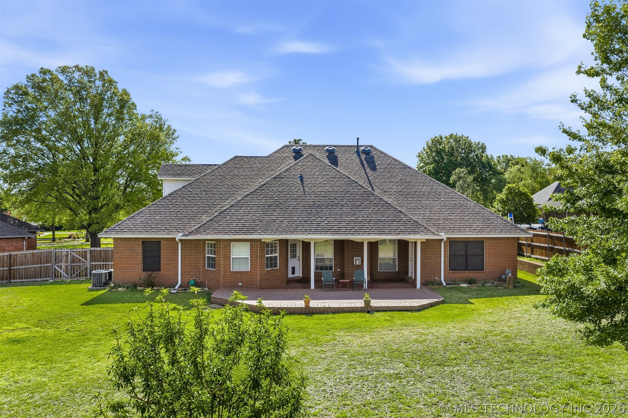 833 Franklin Drive Property Photo 45