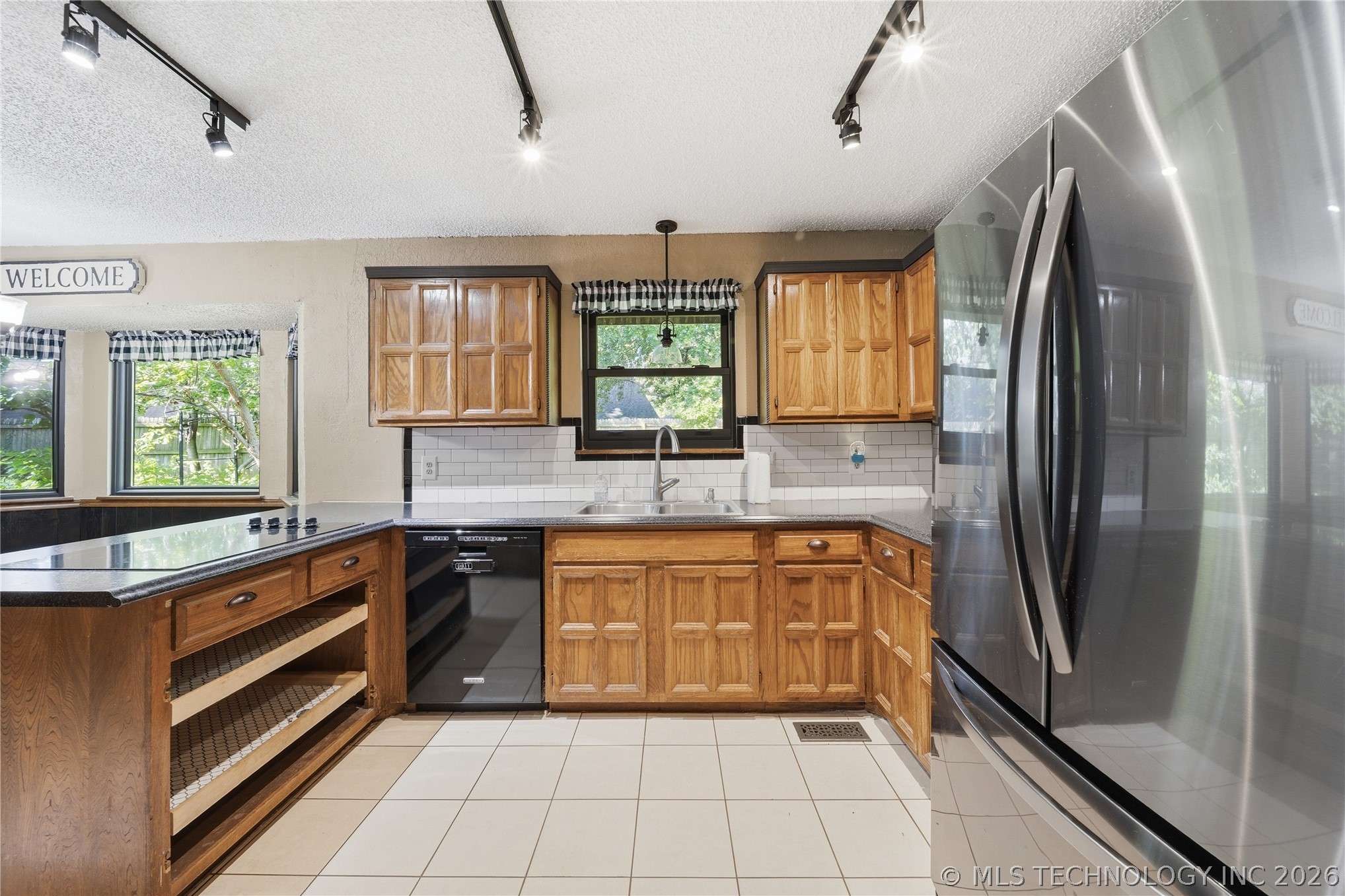 8404 E 107th Street Property Photo 10